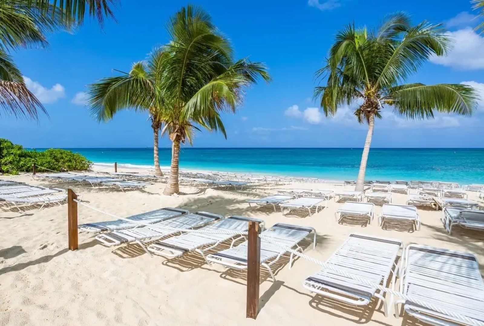 Island Pines by Cayman Villas