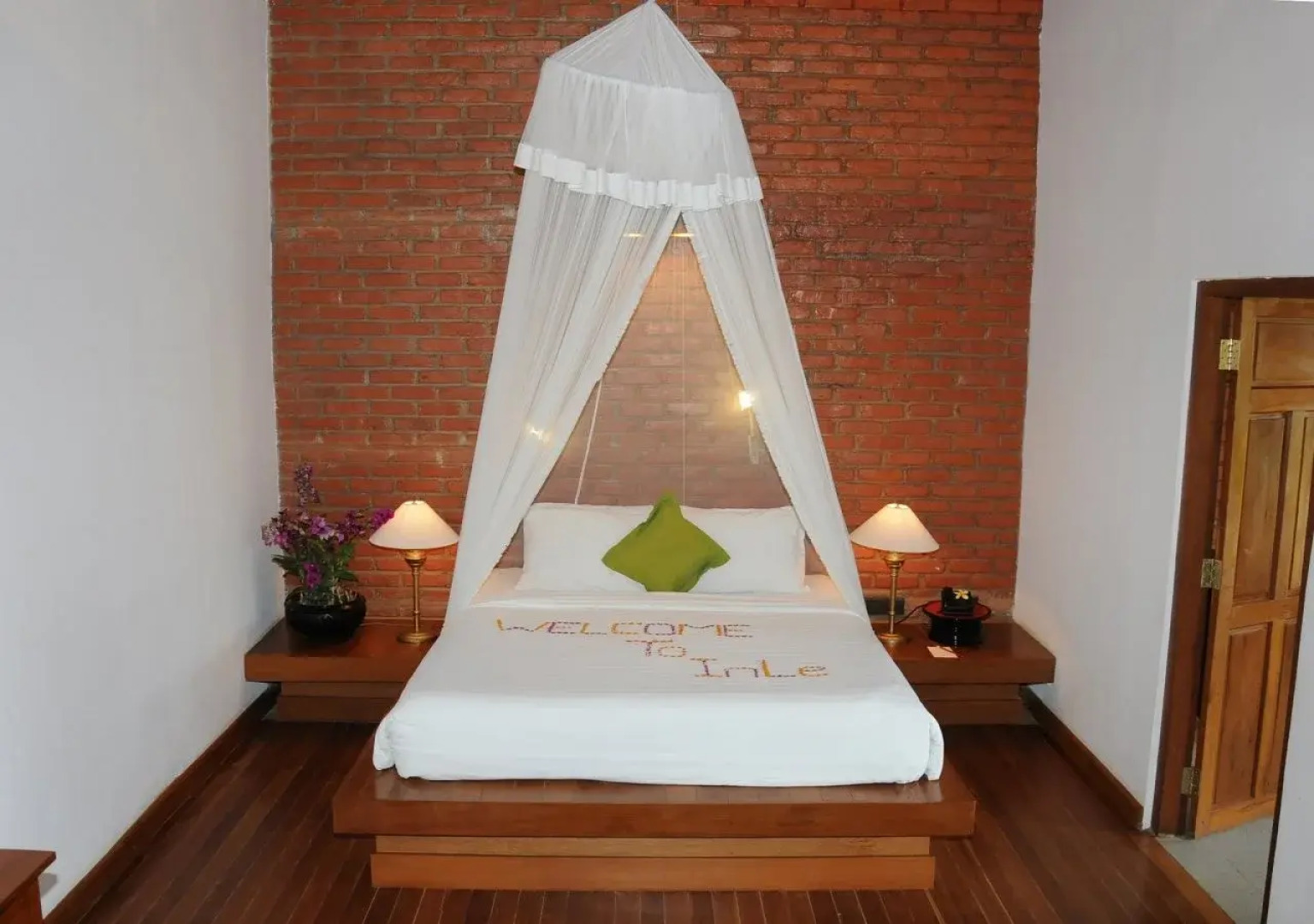 Inle Lake View Resort & Spa