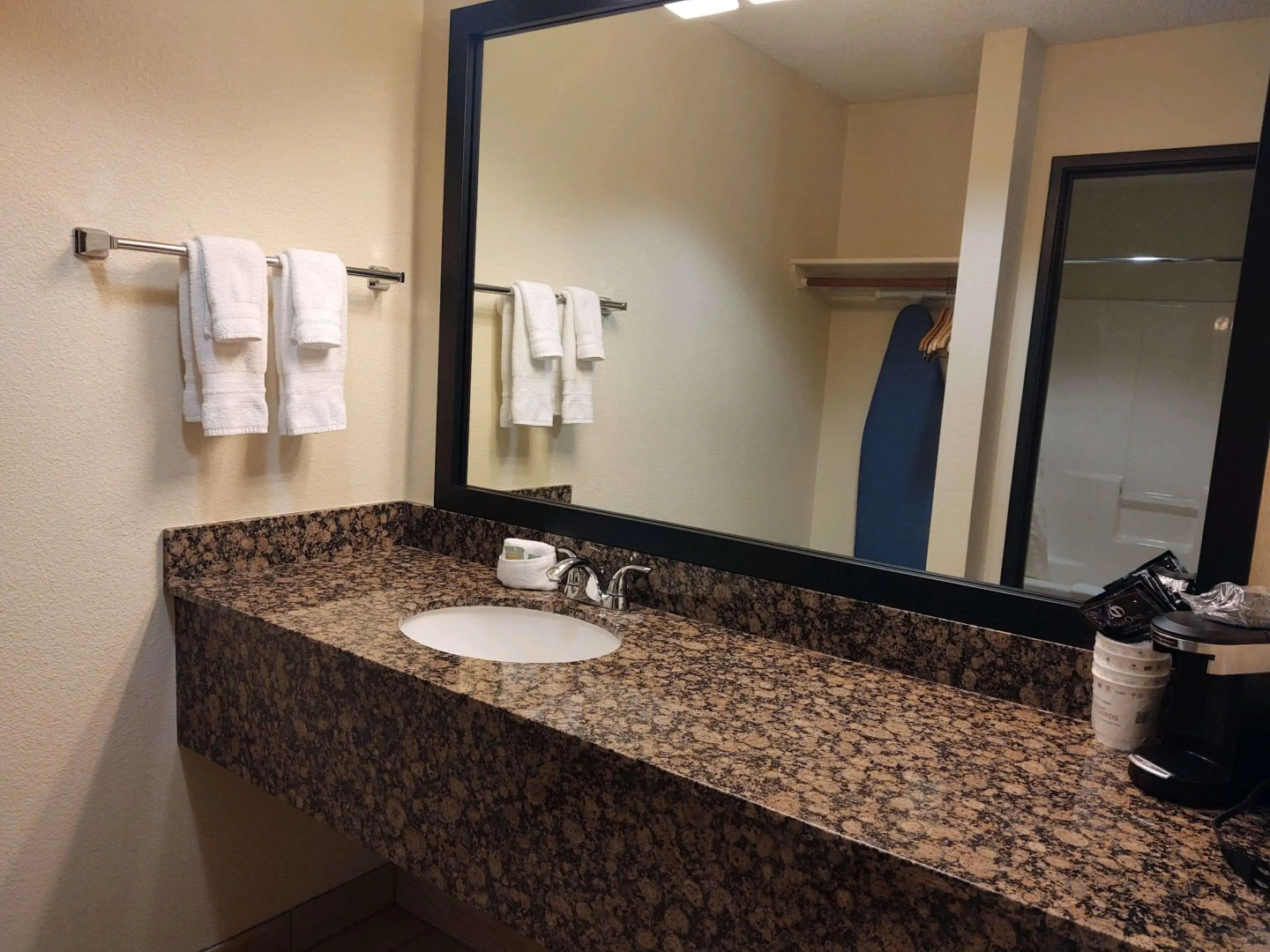 Best Western Paint Pony Lodge