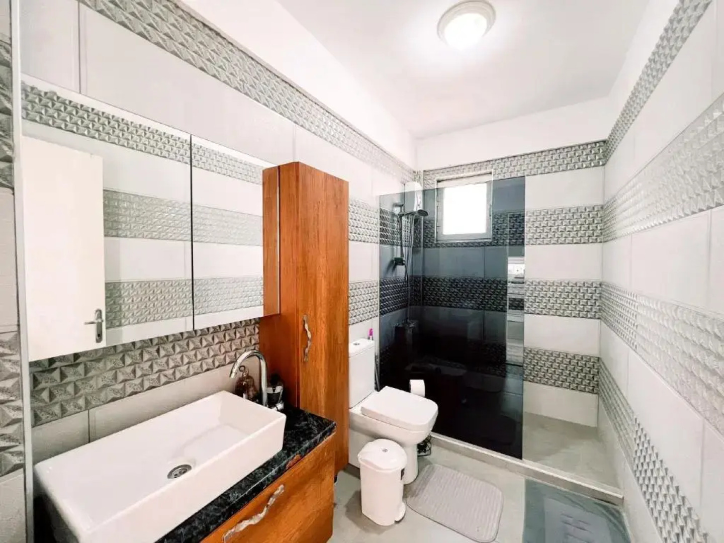 Flat With Roof Terrace and Sea View in Kyrenia