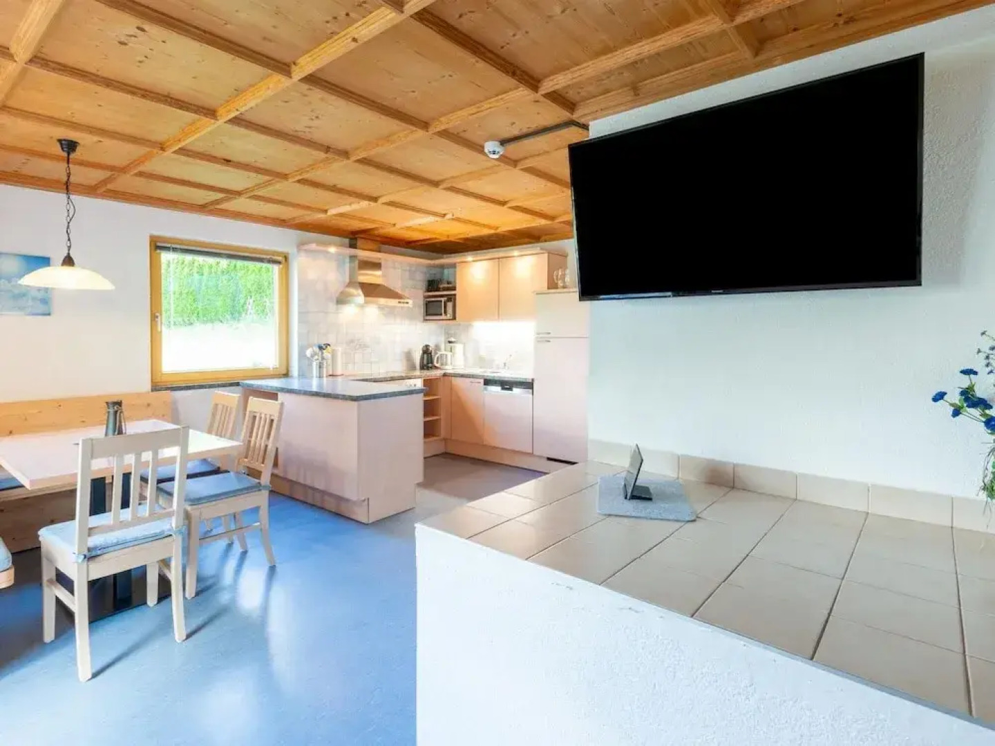 Spacious Apartment Near the Centre and ski Resort