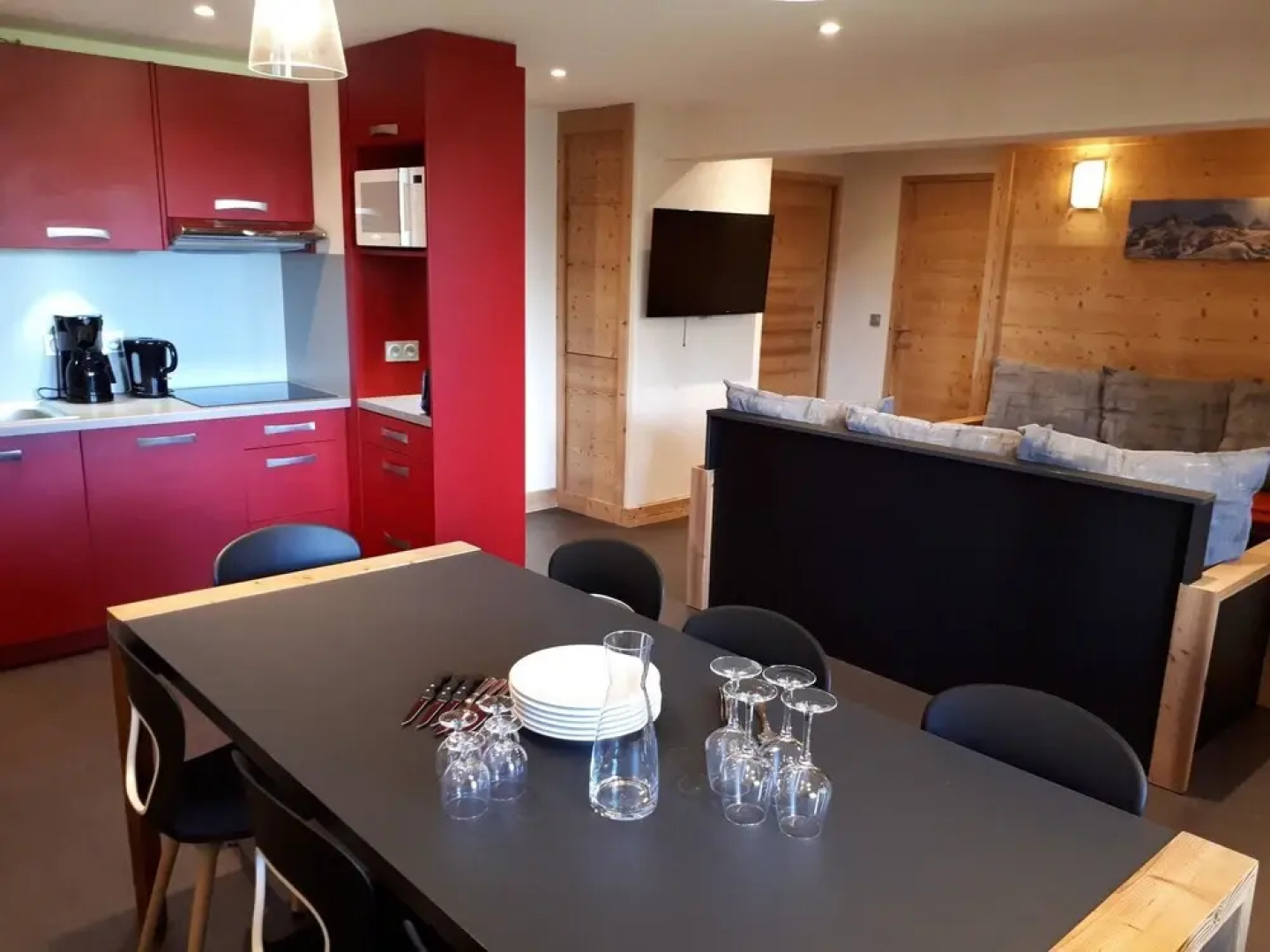 Residence LES Coches Apartment in a Family Resort at the Bottom of the Slopes Bac312