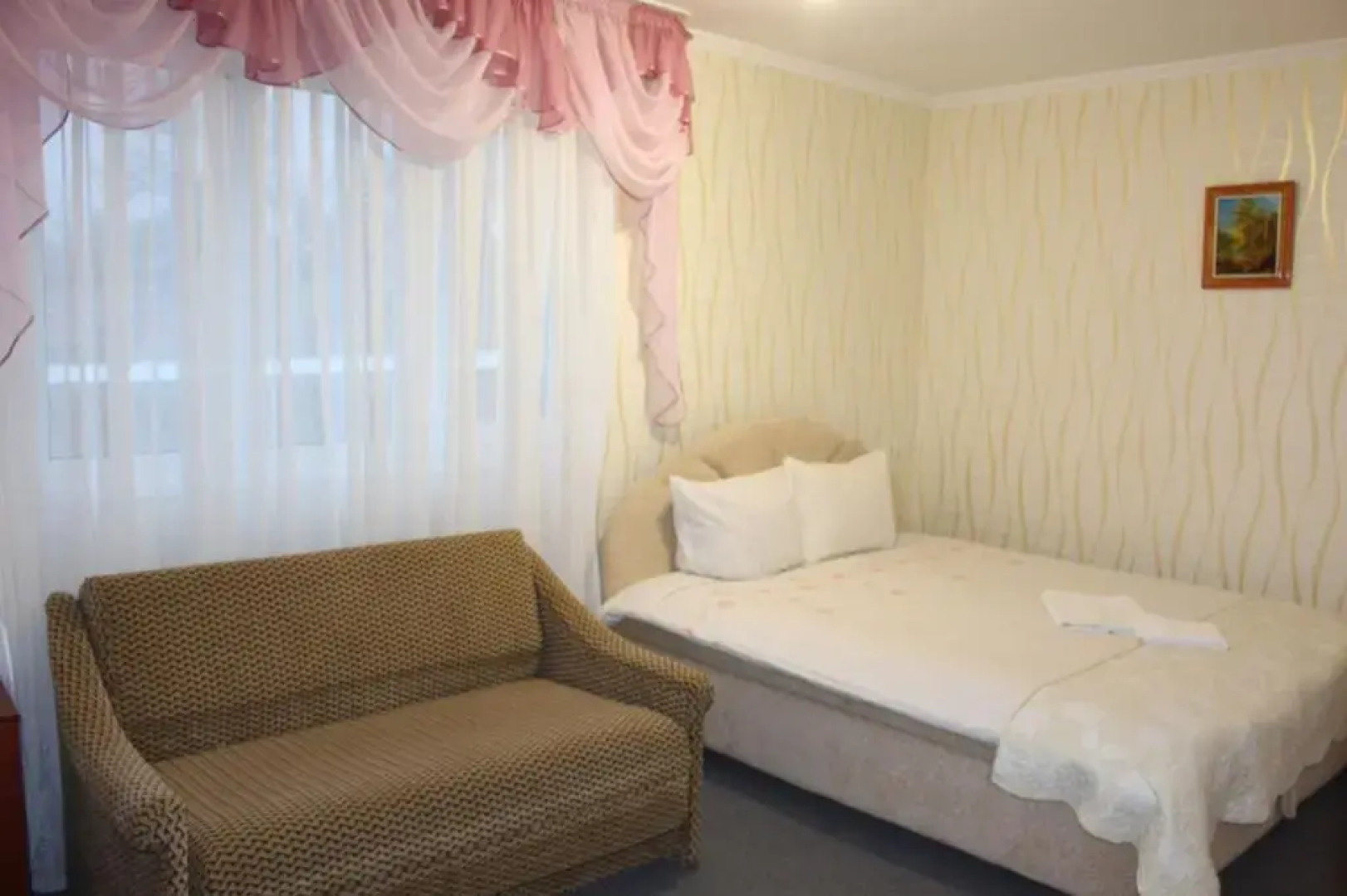 Ujutnaja kvartira v 5 min hod'by ot kurorta