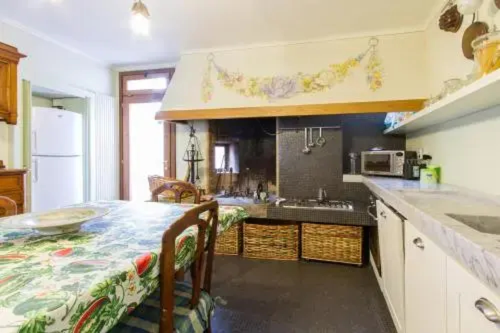 Apartment Girasole - 13200