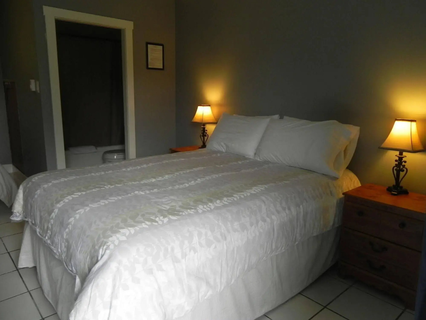 Naramata Courtyard Suites