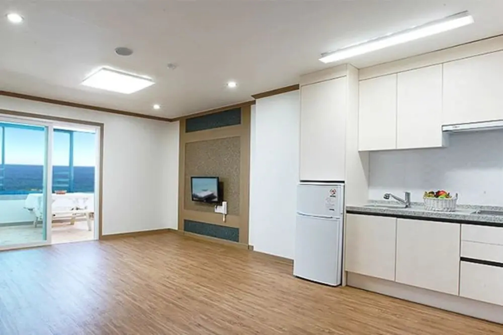 Donghae Marine Park Pension