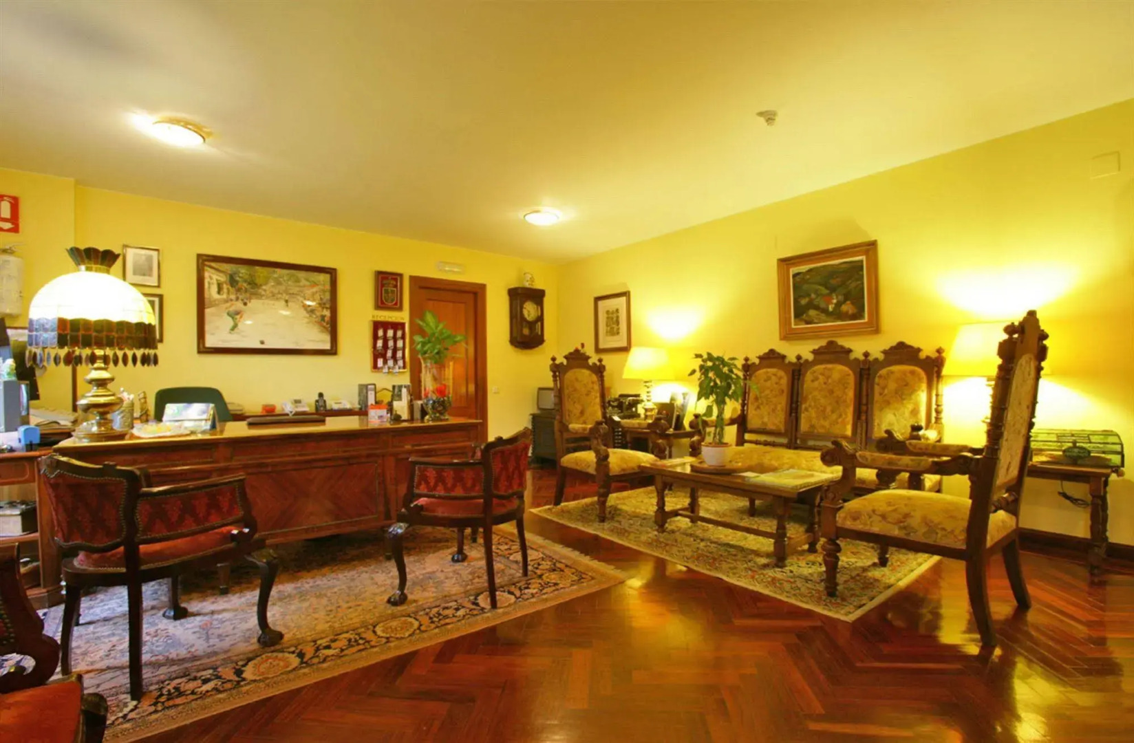 Apartamentos Rurales L'Arquera