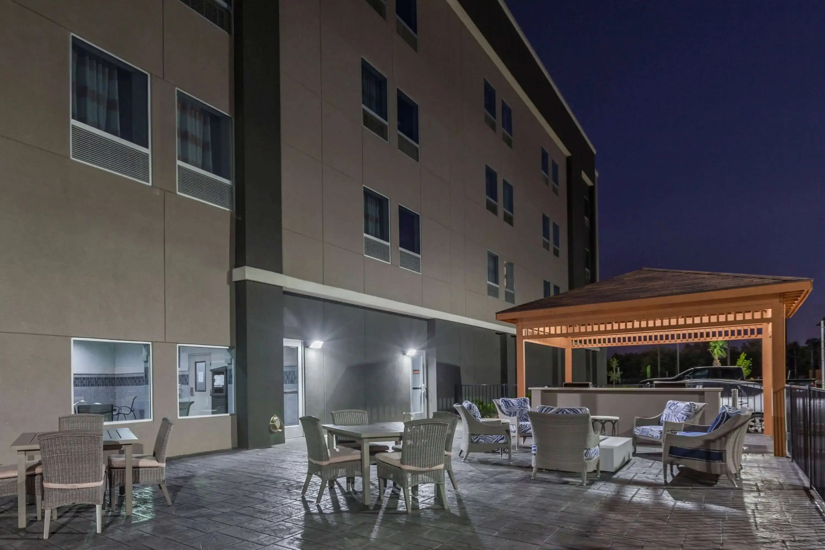La Quinta Inn & Suites by Wyndham Houston East at Sheldon Rd