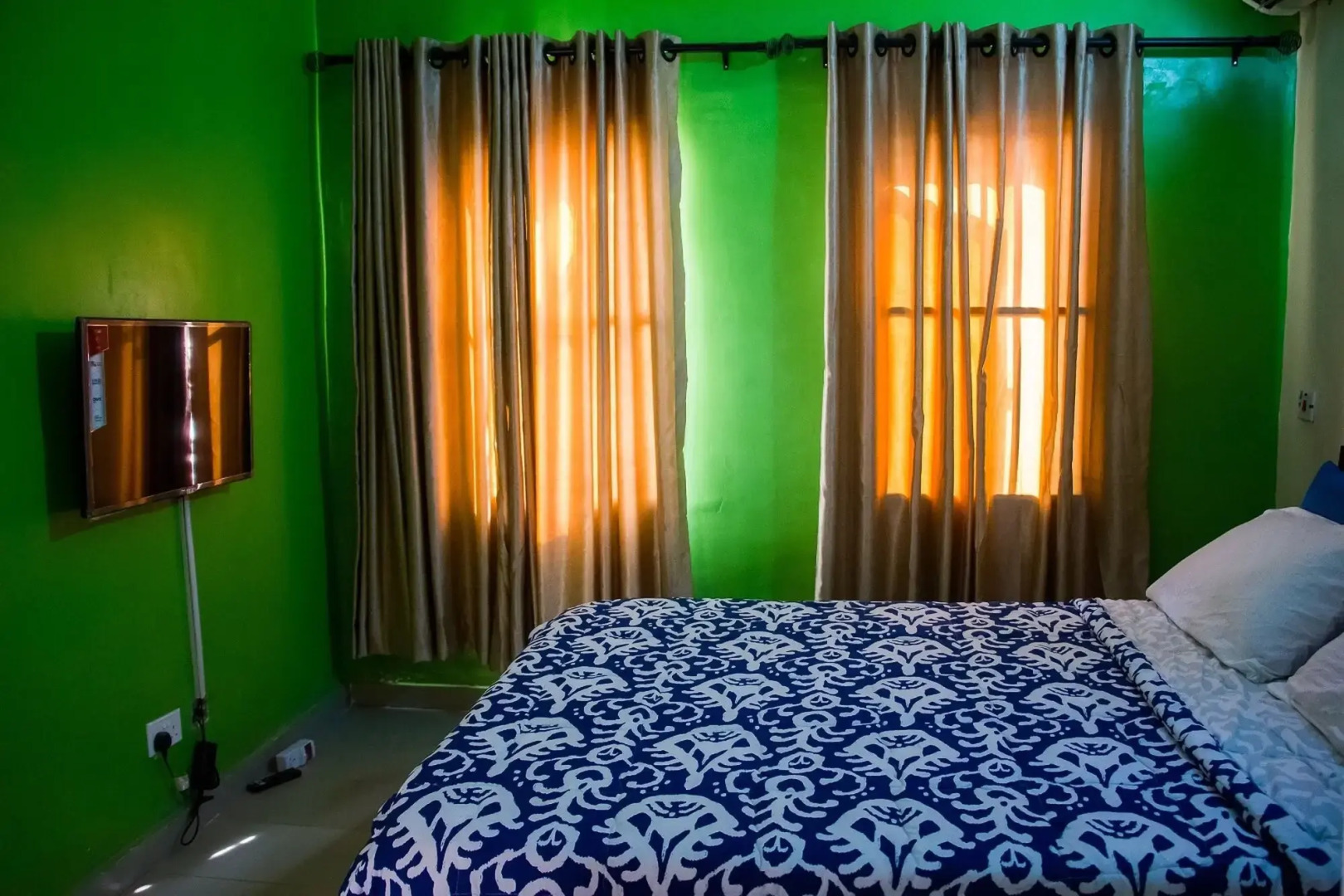 Summer Vista Ensuite Hotel