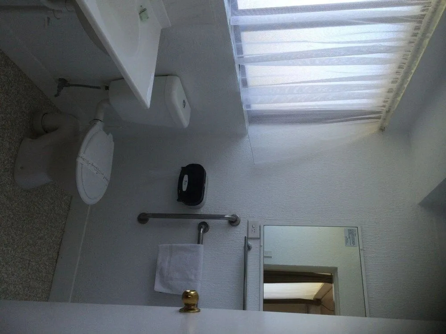 Hanging Rock Family Motel