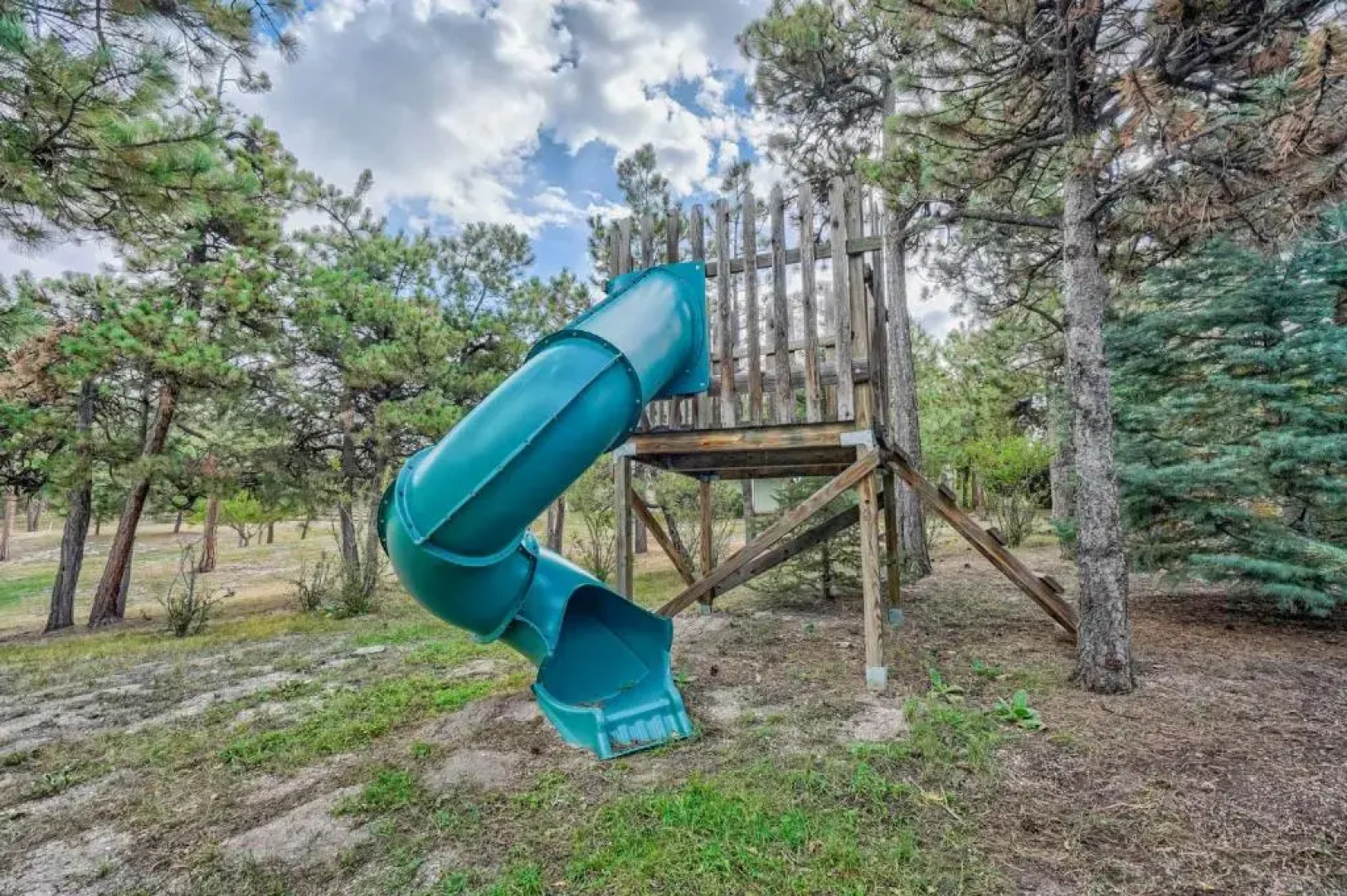 4BD Woodland Lodge Pool Table Grill Dogs Welcome