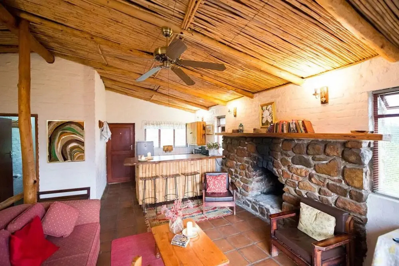 Kliphuis Stone Cottage