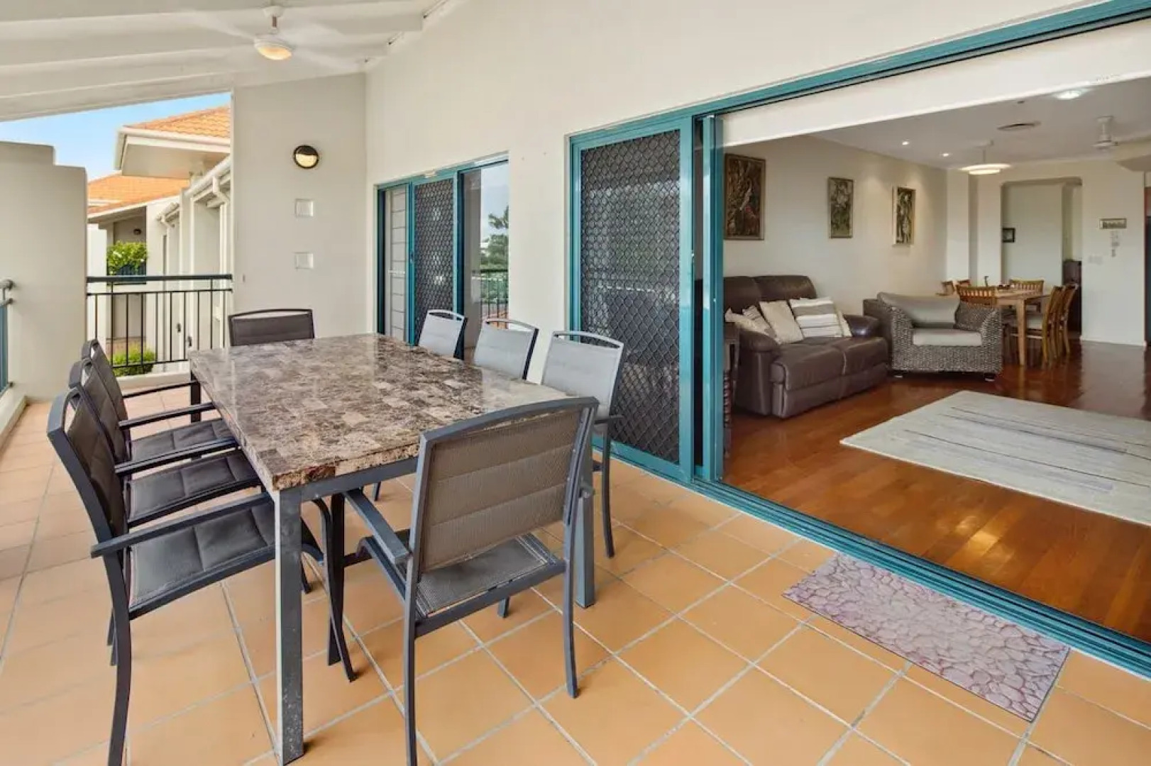 Luxury Beach Unit Dolphin Heads