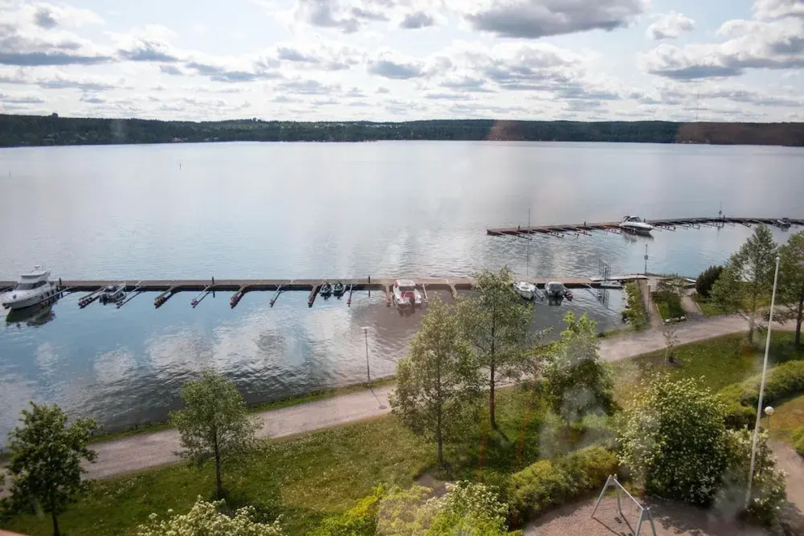 Kotimaailma Deluxe Apartment Lake View