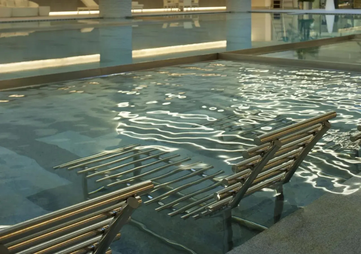 HUALUXE Shanghai Twelve at Hengshan by IHG