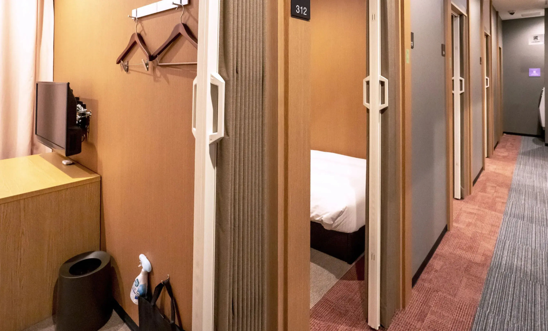 R9 Hostel Tochigi Ekimae - Man Only