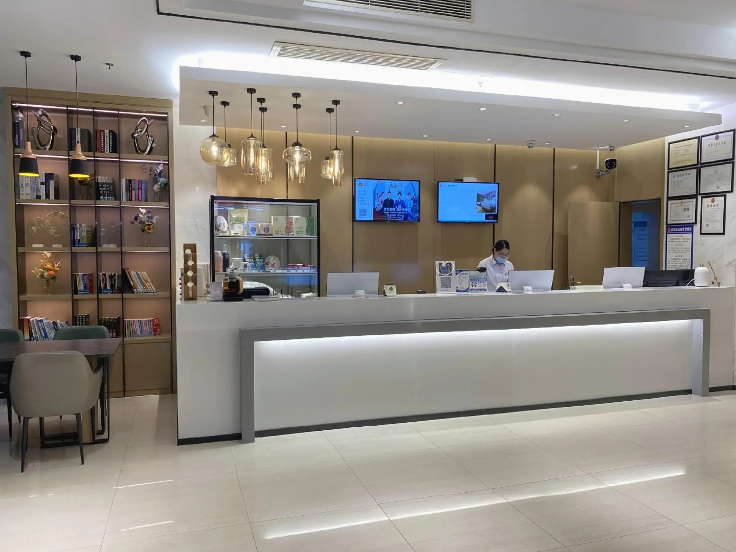 City Comfort Inn Maoming High Speed Railway Station Wenming Road