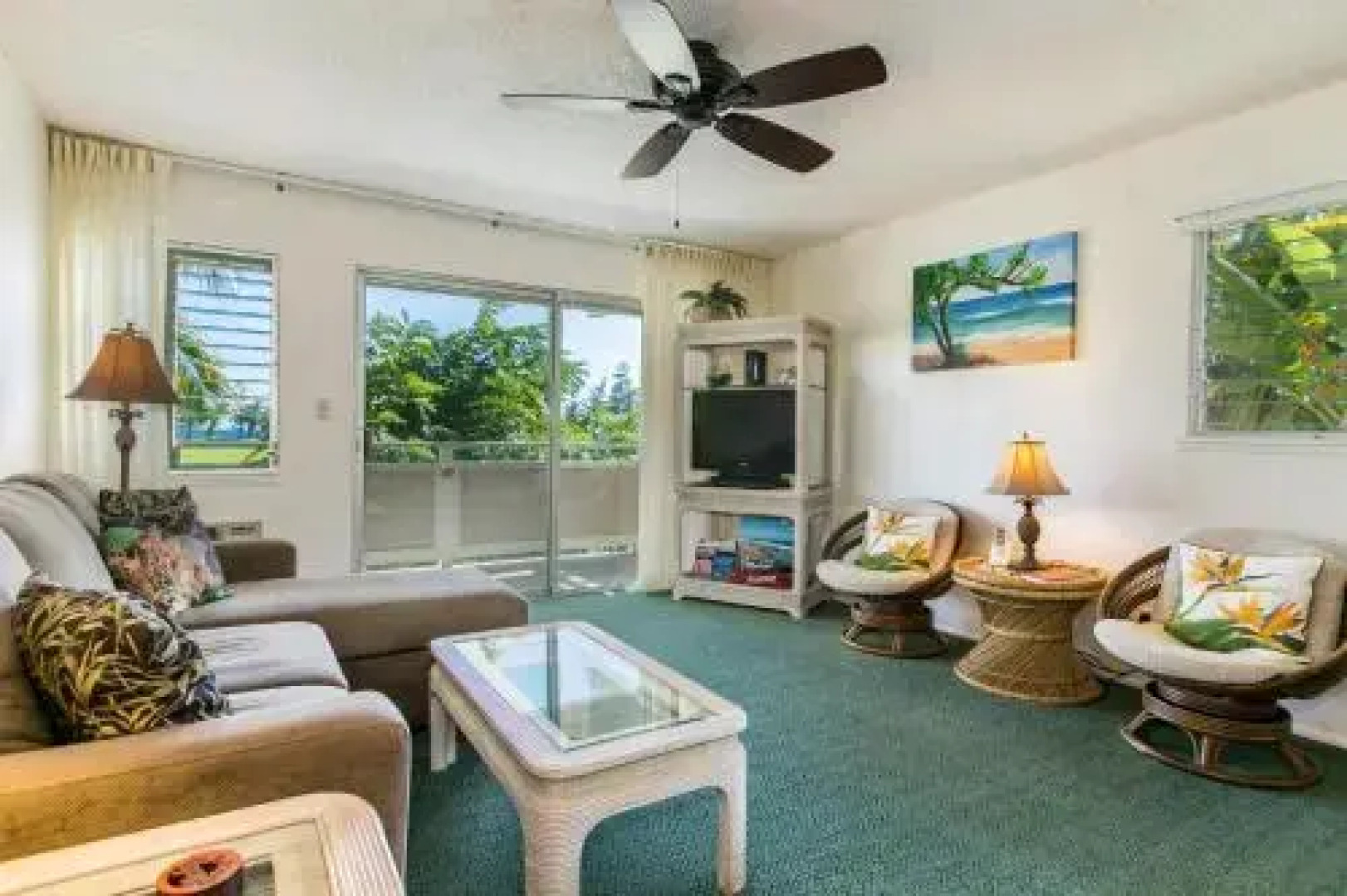 Plantation Hale J16, 2nd Floor, End Unit