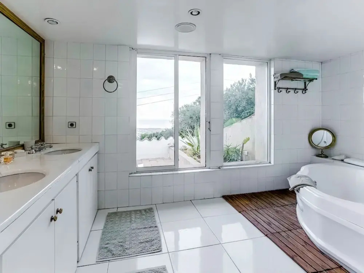 Mediterranean Villa With Panoramic Views of Nice and the Mediterranean Sea