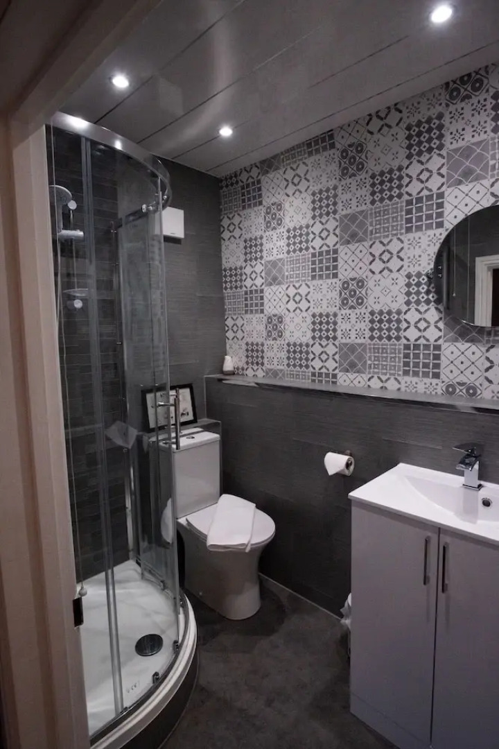 Laburnum House & Bistro En Glaze