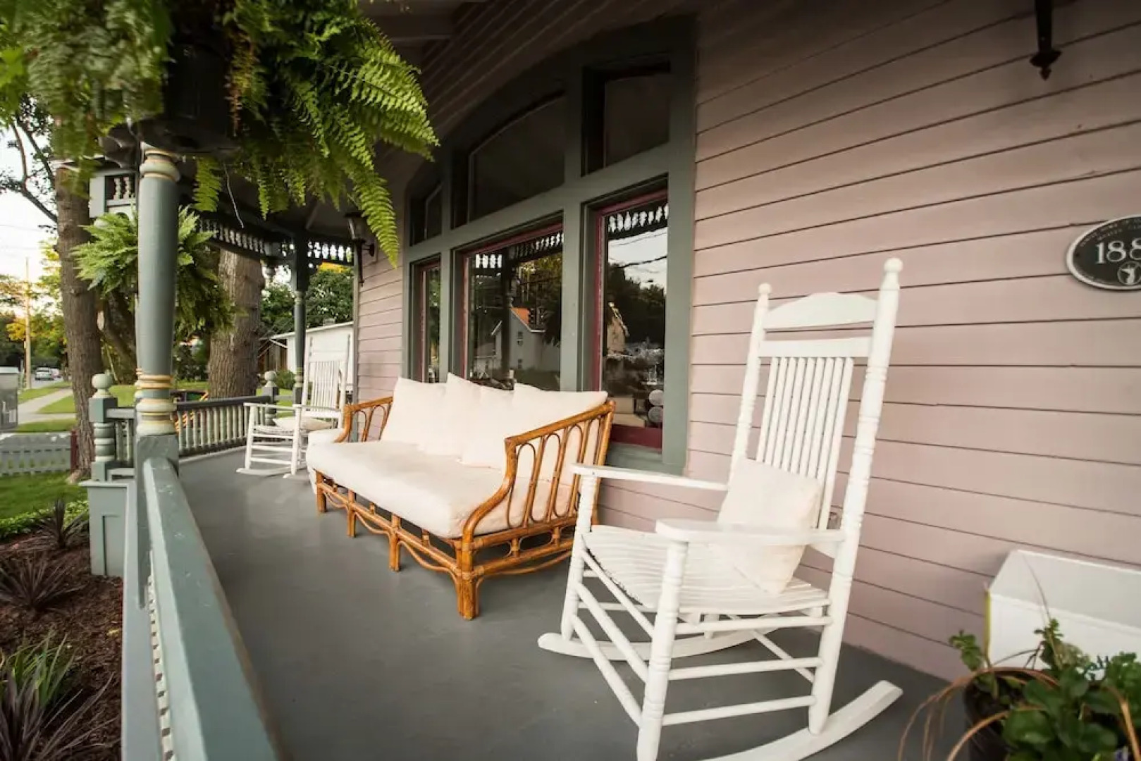 The Inn At Five Points