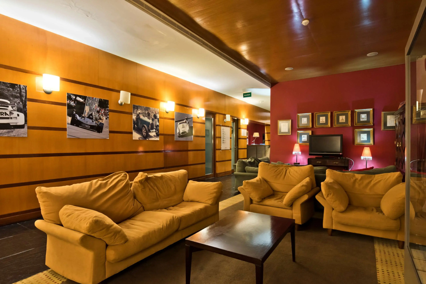 Golden Tulip Caramulo