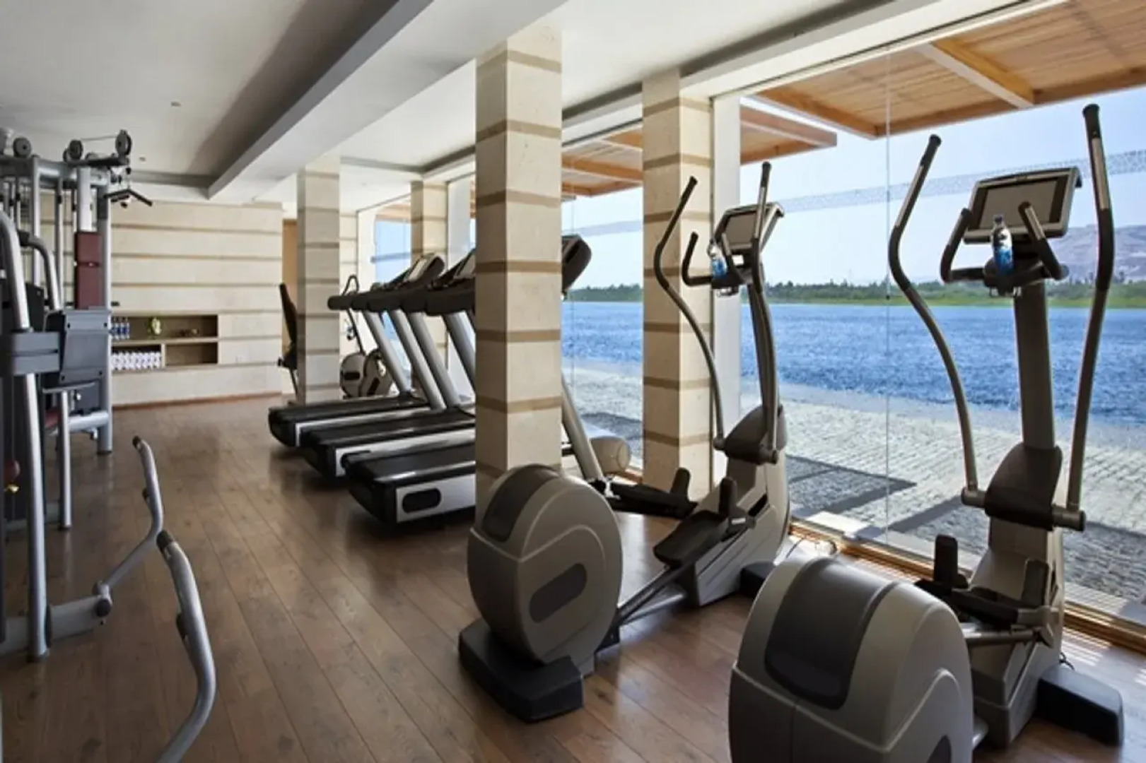 Hilton Luxor Resort & Spa