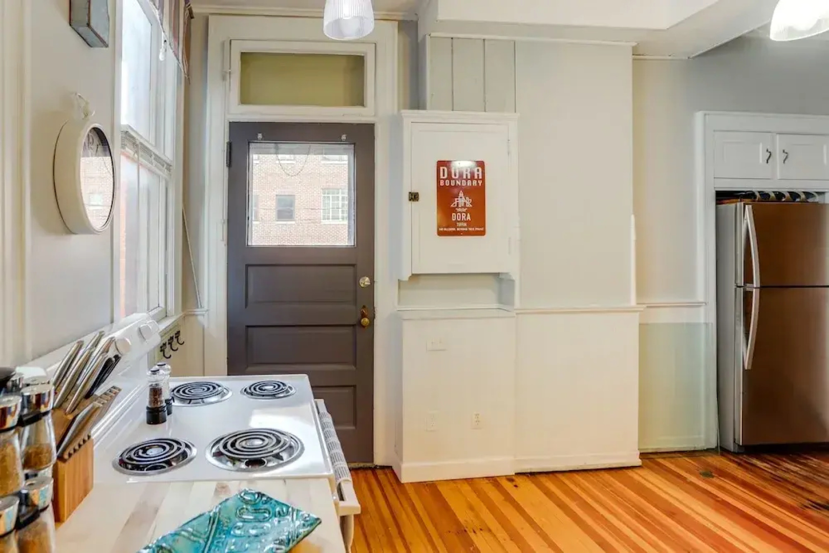 Historic Tiffin Home ~ Half Mi to University!