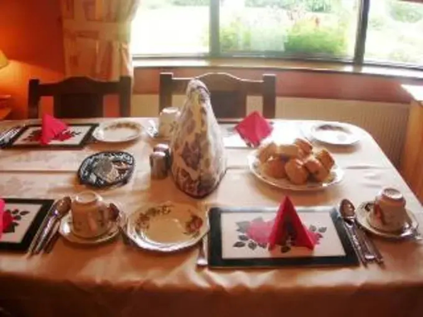 Sea Crest Farmhouse B&B