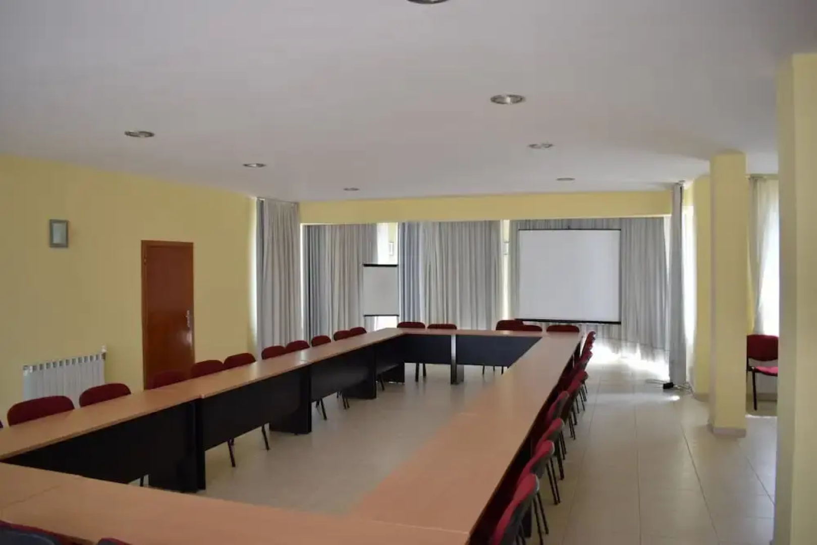 Druzhba Hotel