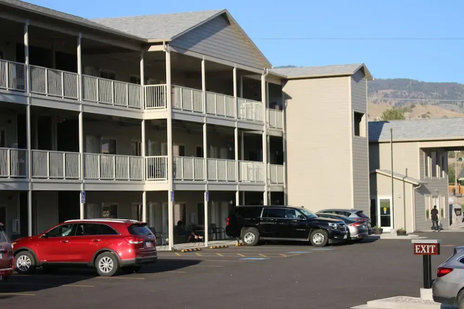 Yellowstone Big Rock Inn