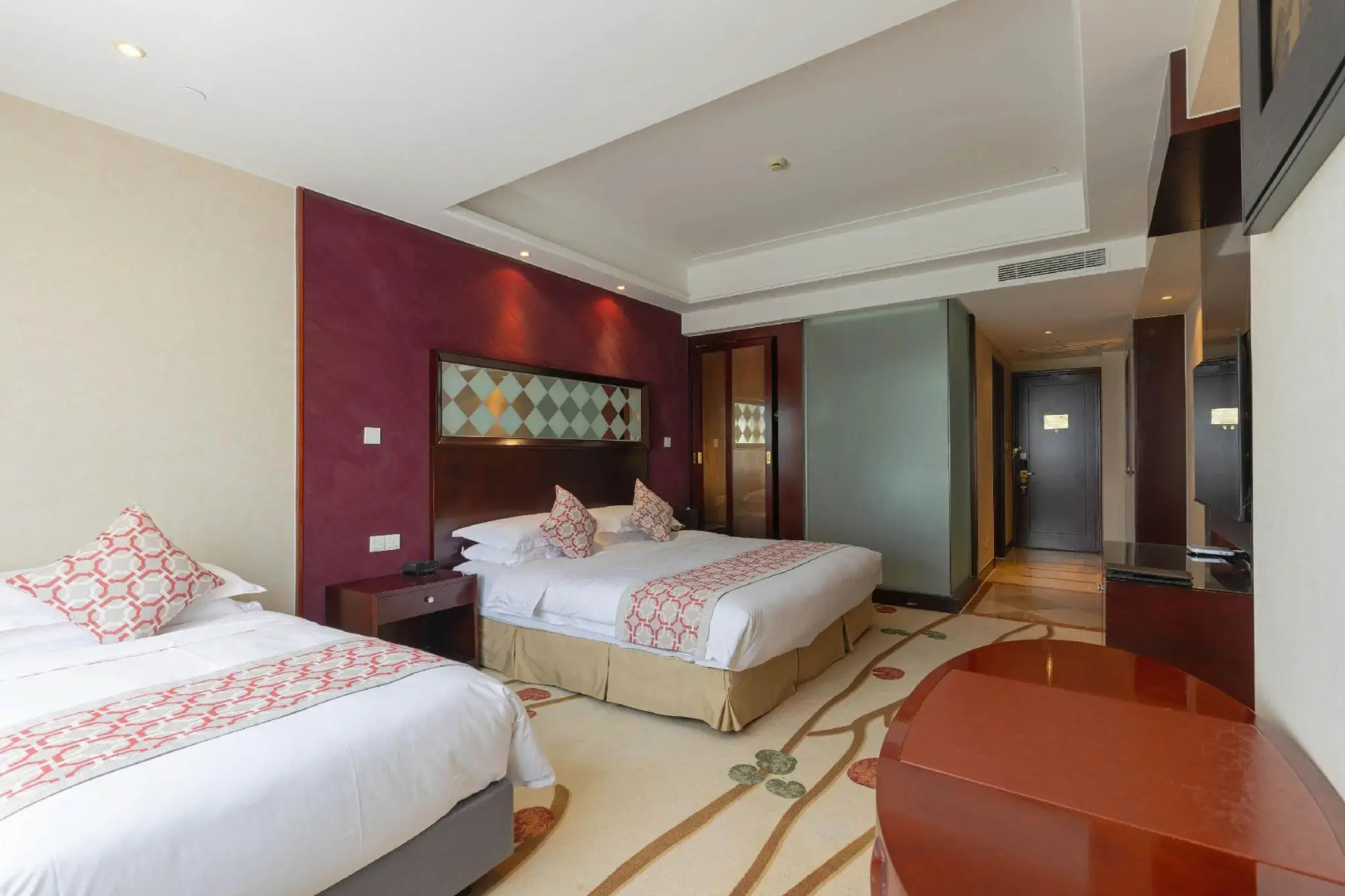 Hohhot Hai Liang Plaza Hotel