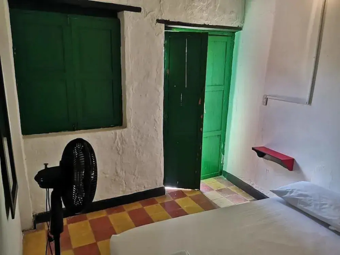 Green Door Hostal San Gil - Hostel