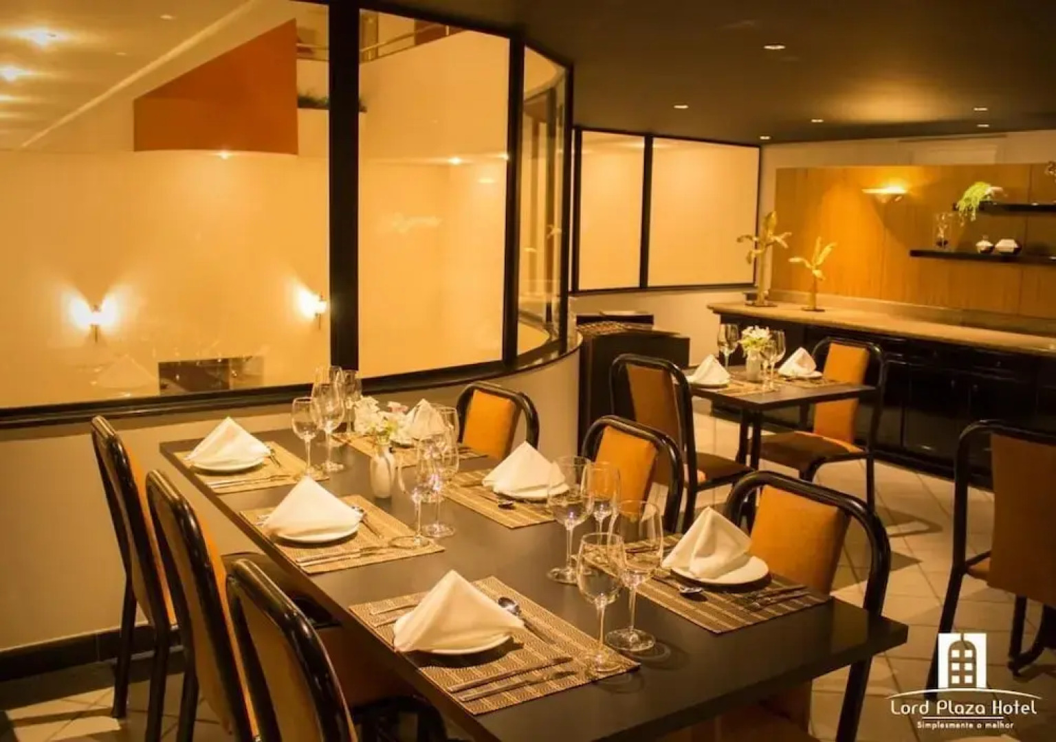 Lord Plaza Hotel