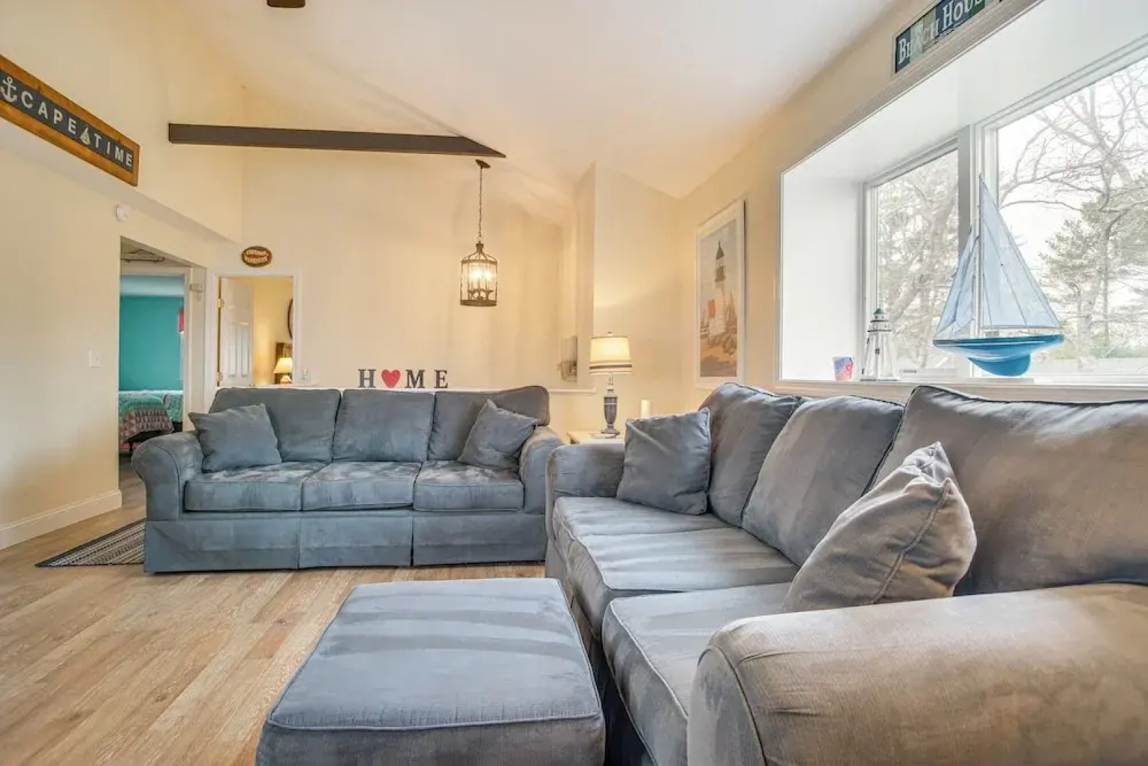 Near Beaches & Trails: Home in East Falmouth