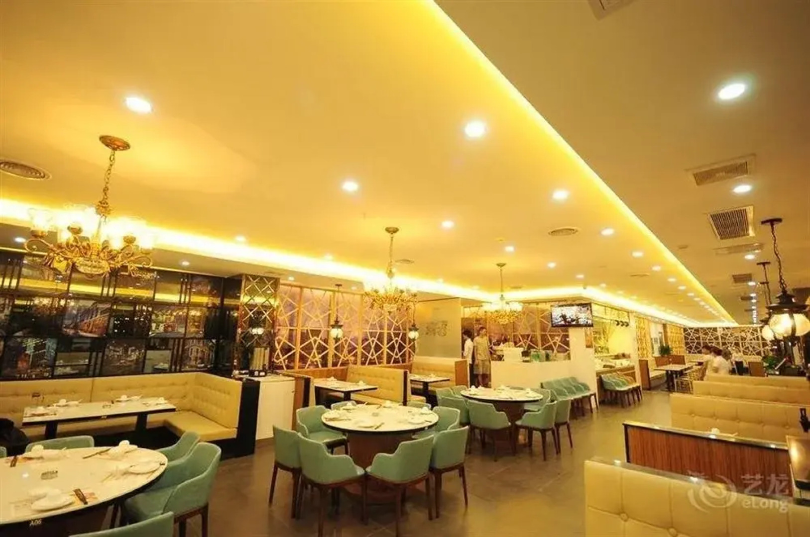 International Financial (Jasper) Hotel