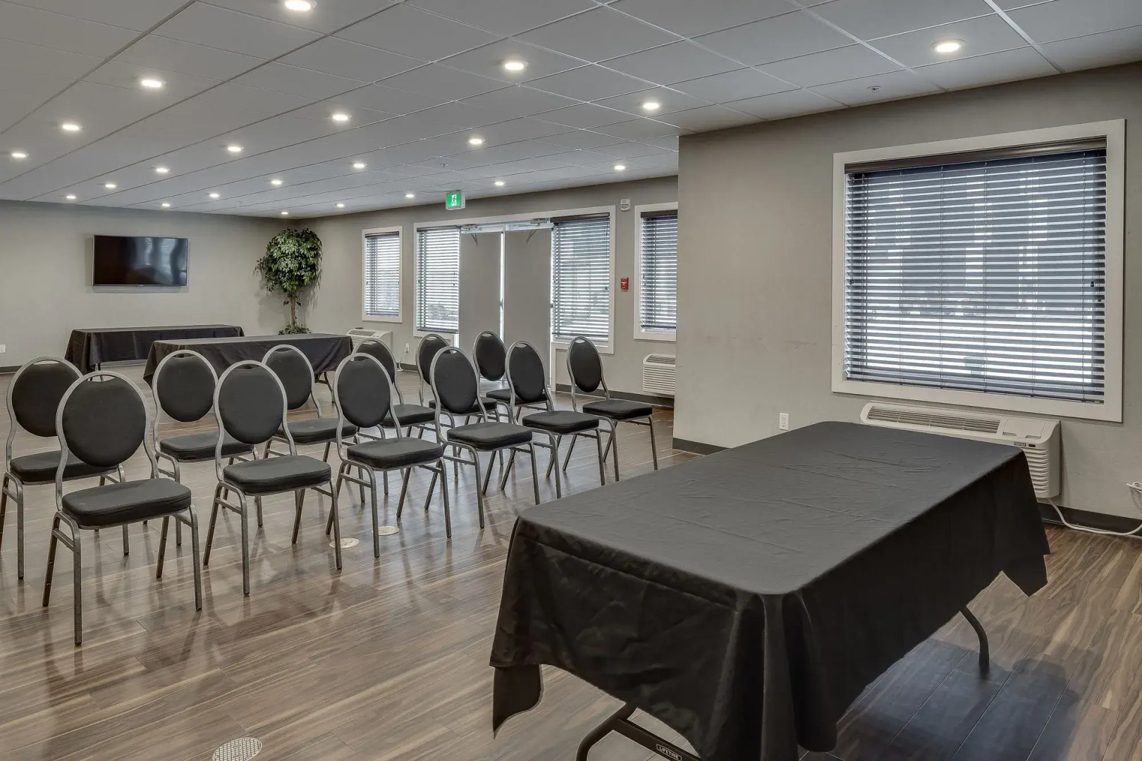 Home Inn & Suites Saskatoon South