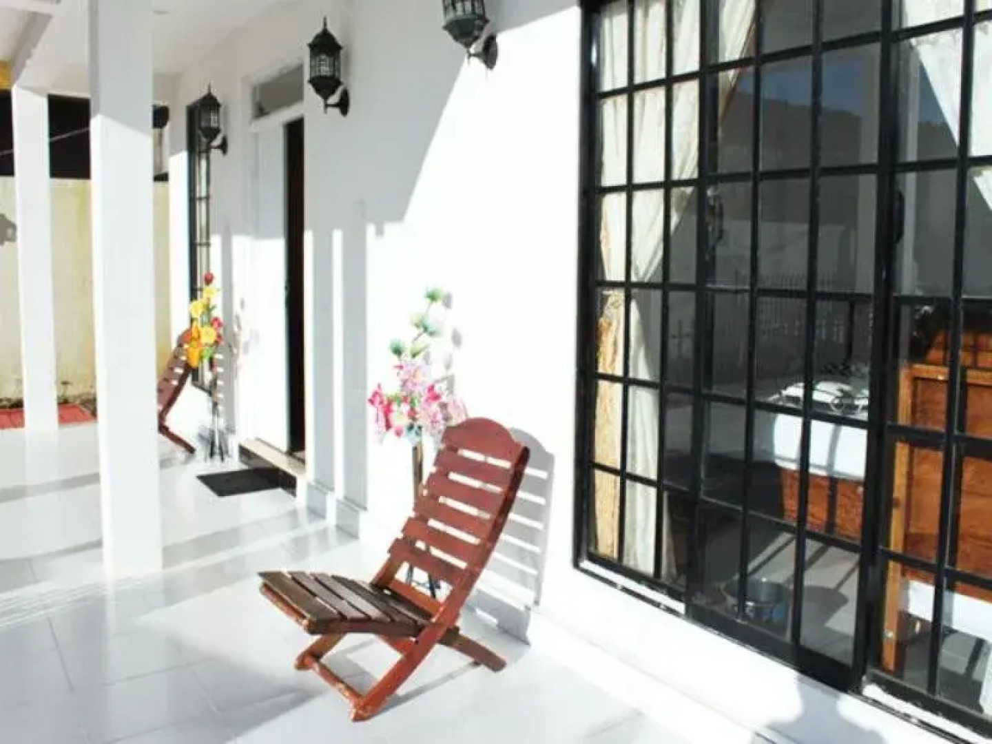 Riseans White Palace