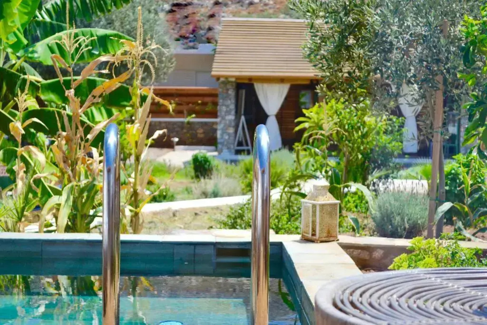 Caesars Gardens Hotel & Spa