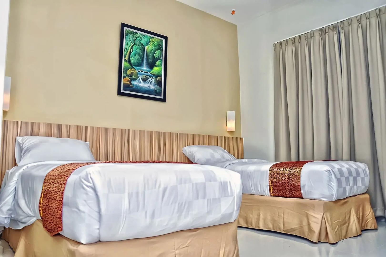 Rangkayo Basa Halal Hotel