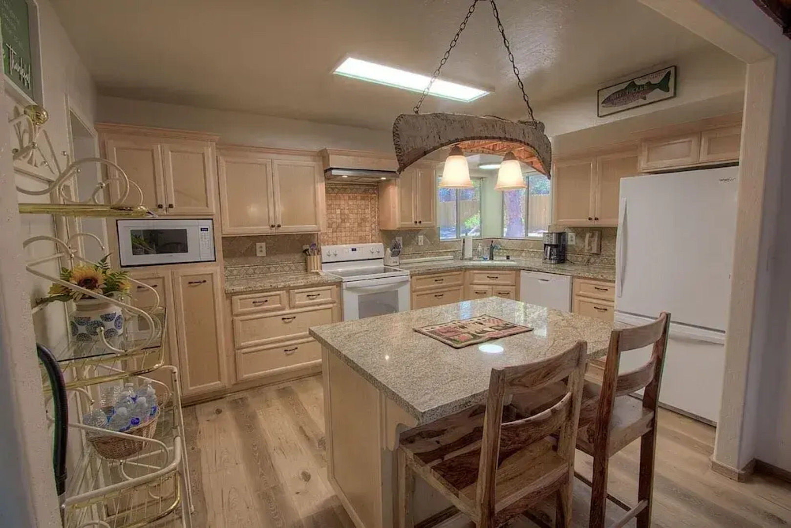 Bowers Mansion 3 Bedroom Home by Redawning