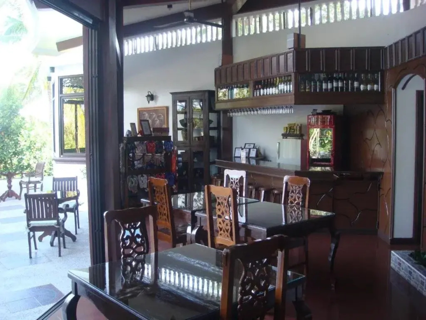 Padre Burgos Castle Resort