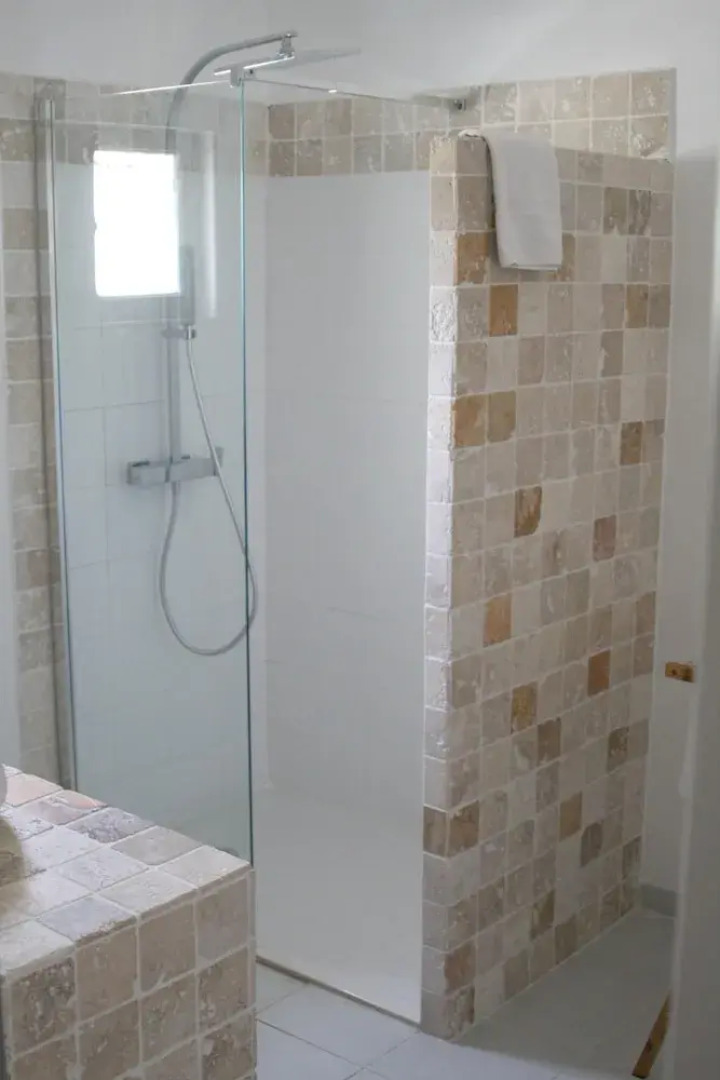 House With one Bedroom in Saint-gilles, With Shared Pool, Furnished Garden and Wifi