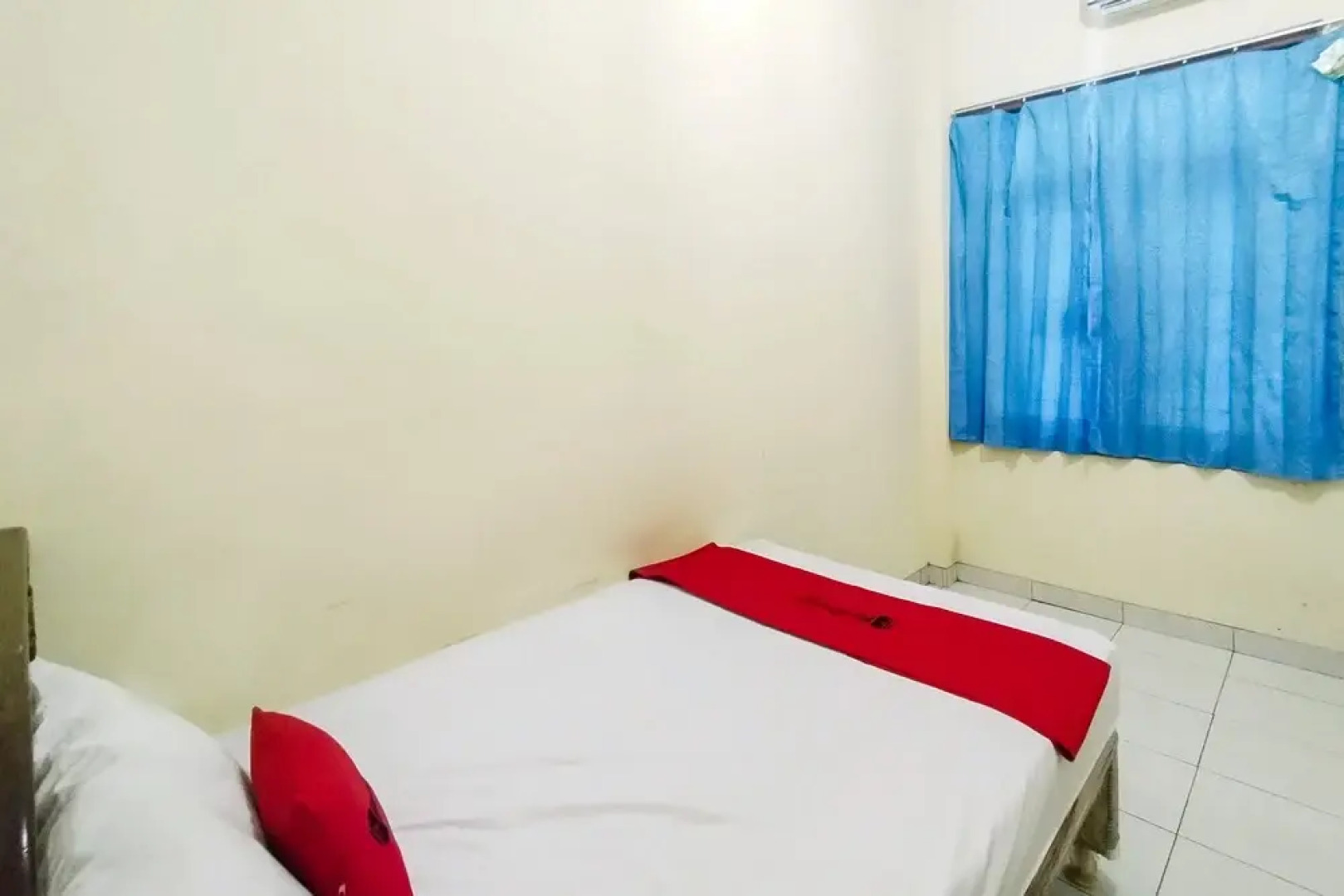 RedDoorz @ Guesthouse Oemah Opa Metro Lampung