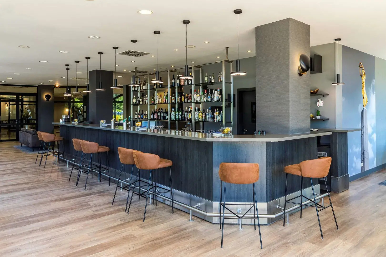 NH Luxembourg Airport