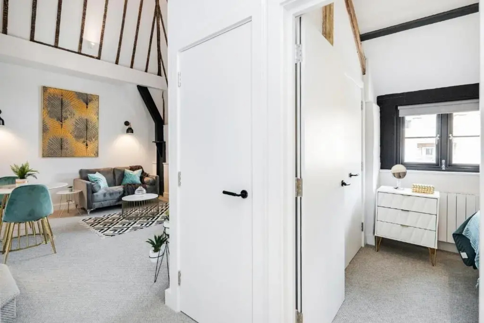 Stansted Airport Luxury Apartment Bishops Stortford Millars One Loft 3