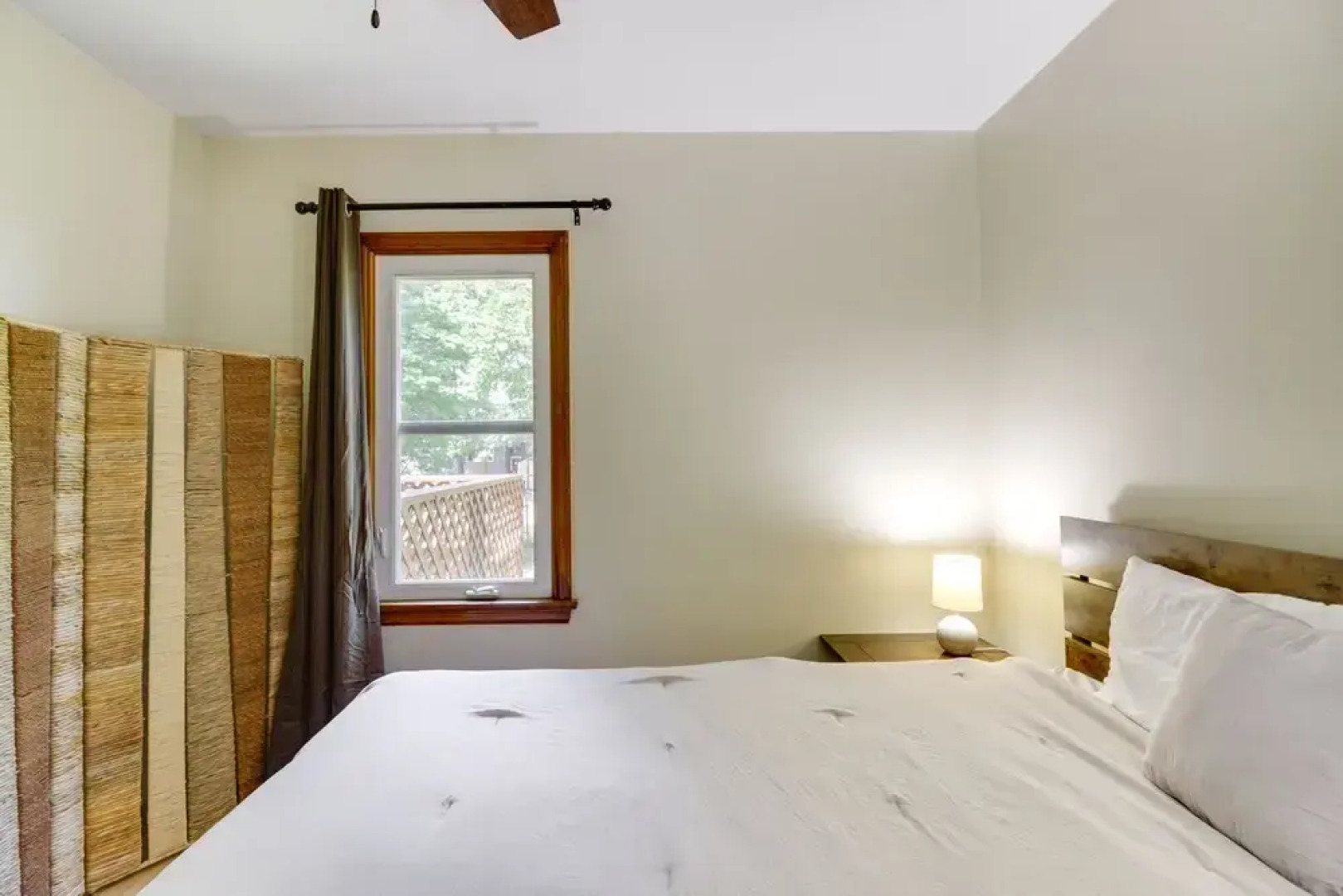 Serene Crosby Cottage: 3 Mi to Serpent Lake!