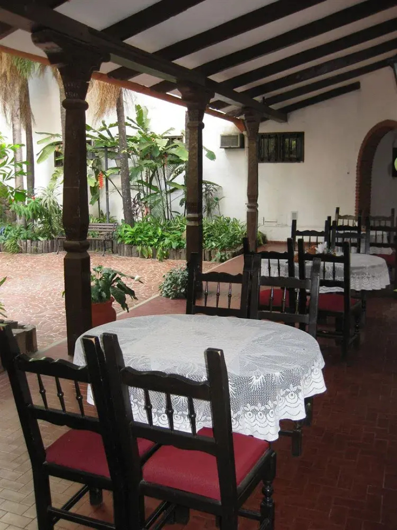 Urbari Apartment Hotel