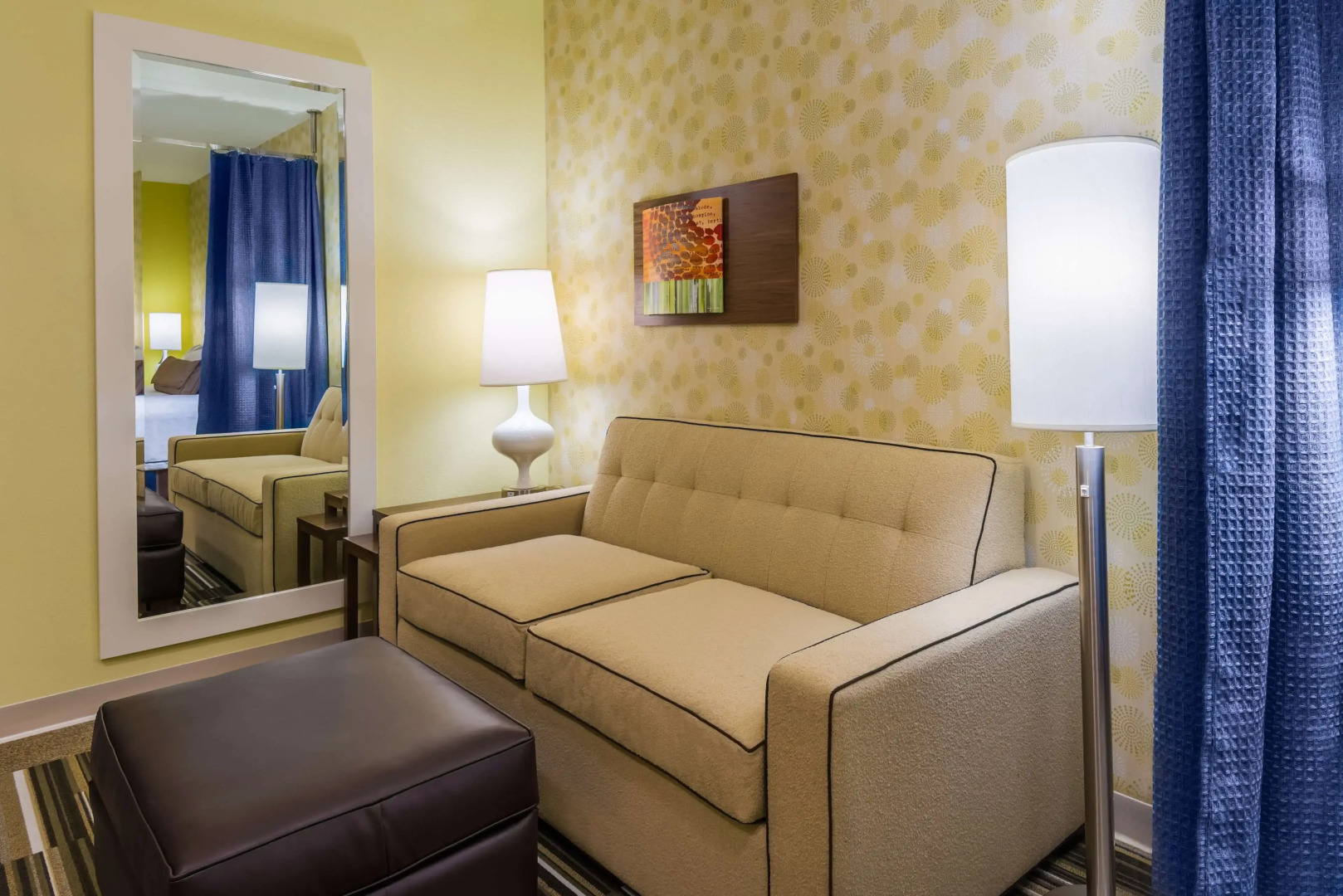 Home2 Suites by Hilton Buffalo Airport / Galleria Mall