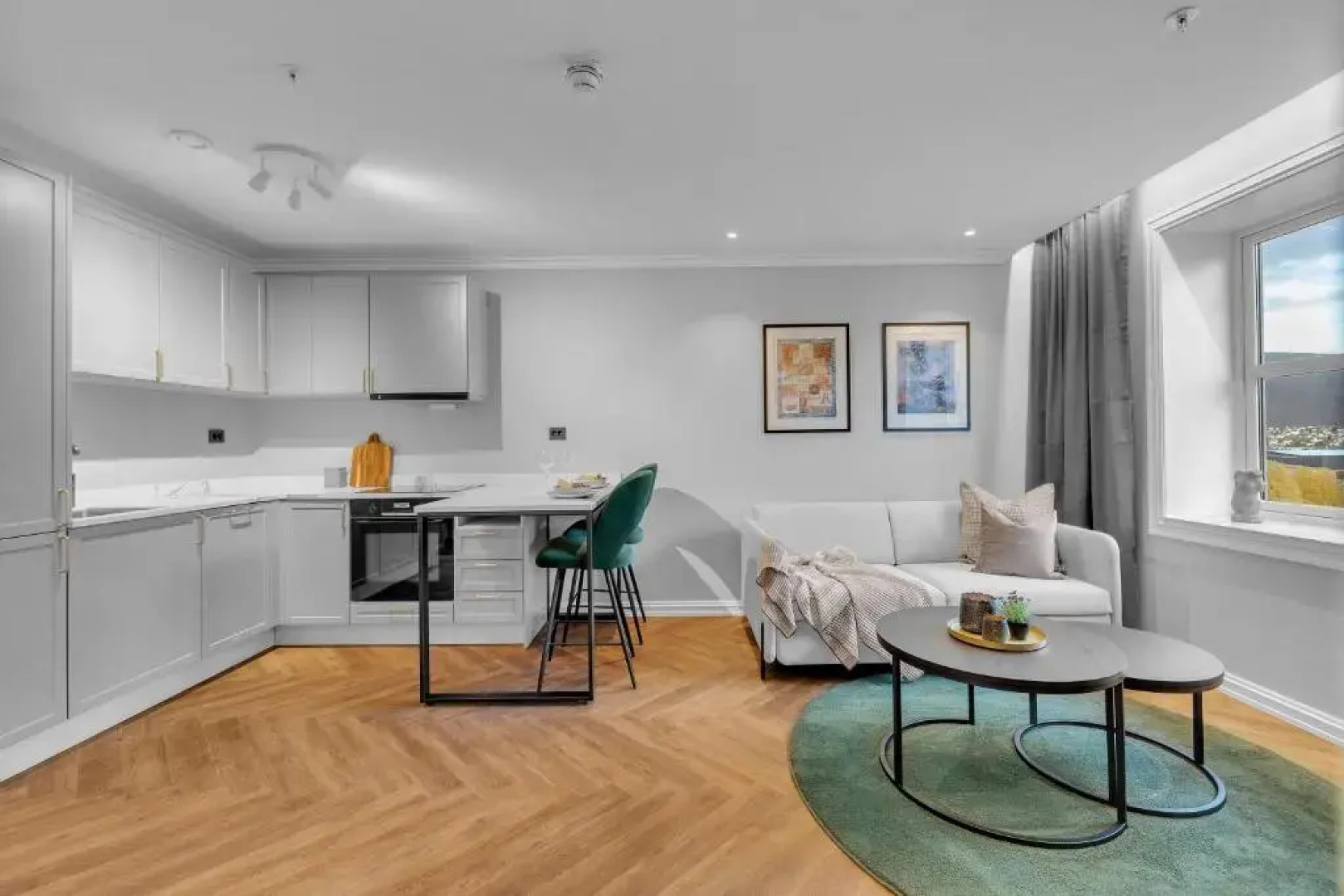 Enter St. Elisabeth Suites